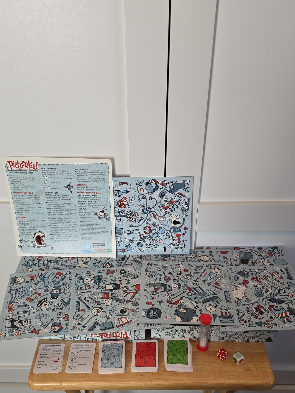 Family Board Game - Pictureka Game Set
